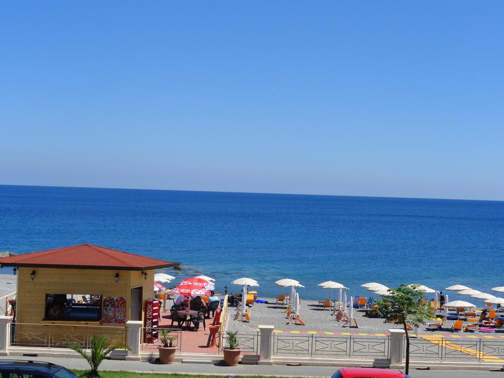Hotel Miramare Cirò Marina Esterno foto