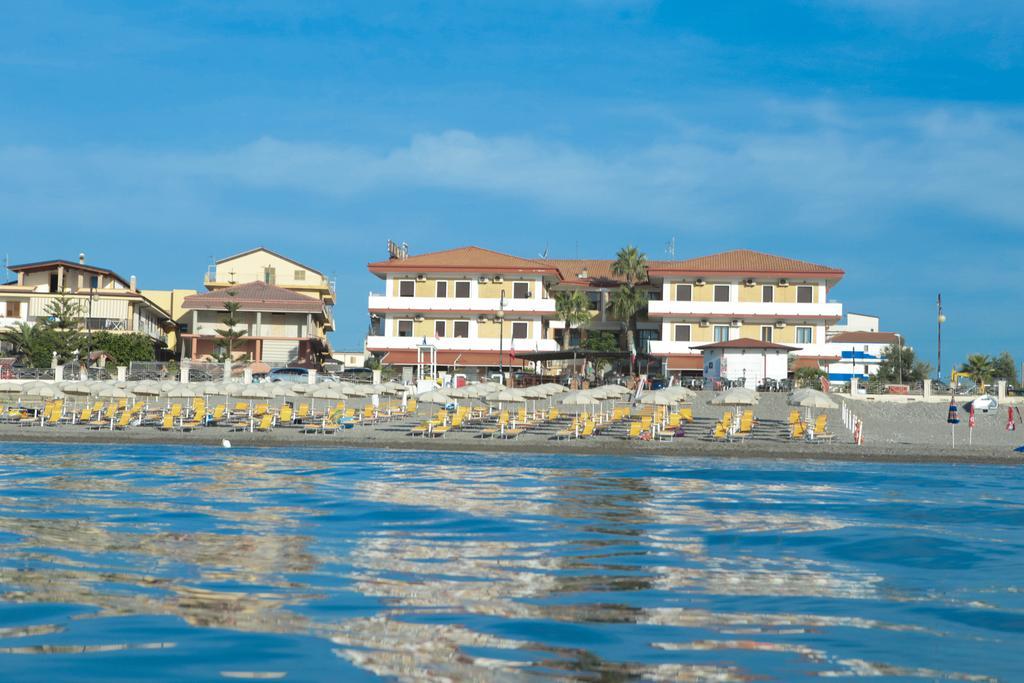 Hotel Miramare Cirò Marina Esterno foto