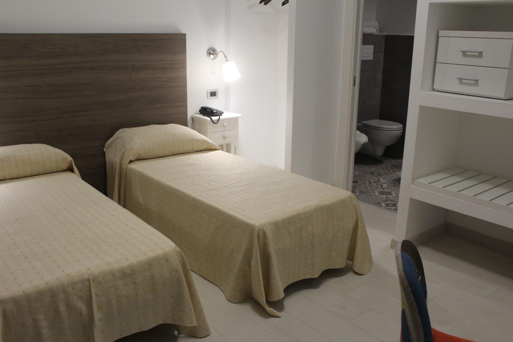 Hotel Miramare Cirò Marina Esterno foto